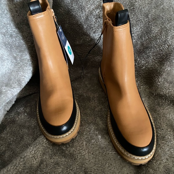 Universal Thread Shoes Universal Thread Cambria Boots Nwt Size 8